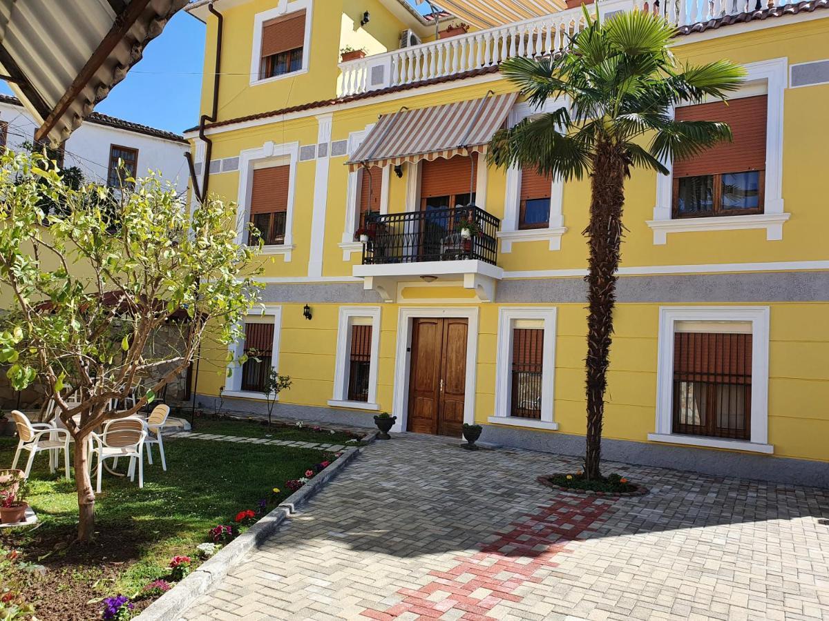 Villa Palma Center Berat Exterior photo